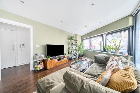 2 bedroom apartment for sale, Lambarde Square, Greenwich
