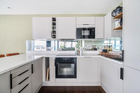 2 bedroom apartment for sale, Lambarde Square, Greenwich