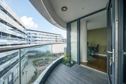 2 bedroom apartment for sale, Lambarde Square, Greenwich