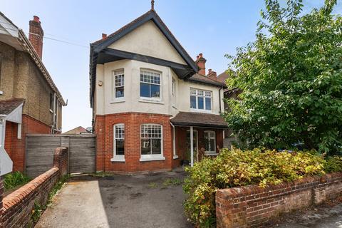 5 bedroom detached house for sale, Upper Shirley Avenue, Upper Shirley, Southampton, Hampshire, SO15