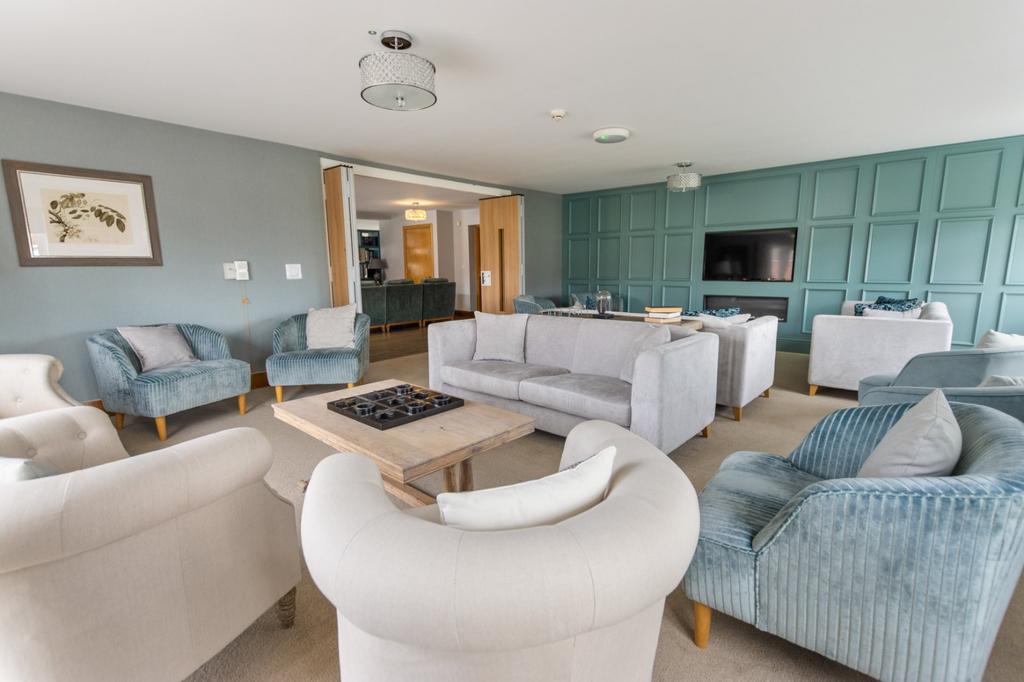 Clubhouse Lounge