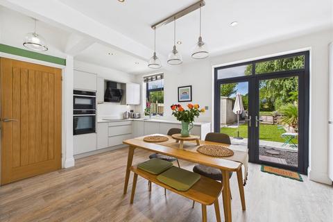 39 Bowshaw, Dronfield, S18 2GB