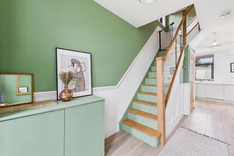 39 Bowshaw, Dronfield, S18 2GB