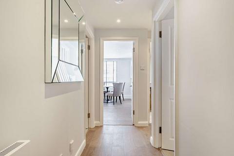 2 bedroom apartment to rent, Fulham Road, London SW3