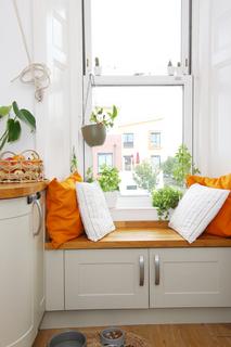 97/2 Inchview Terrace, Edinburgh, EH7 6TT