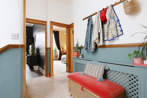 97/2 Inchview Terrace, Edinburgh, EH7 6TT