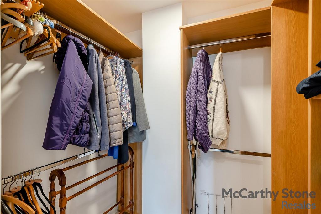 8656763-interior06.jpg