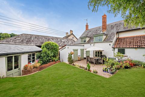 4 bedroom semi-detached house for sale, Kentisbeare, Cullompton, Devon