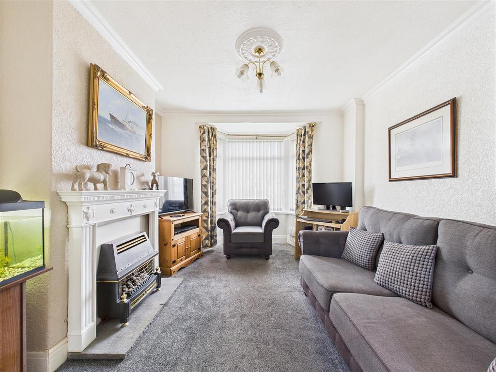 CAM05193 G0-PR0022-STILL005.jpg