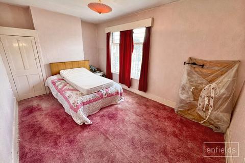 undefined, Southampton SO16