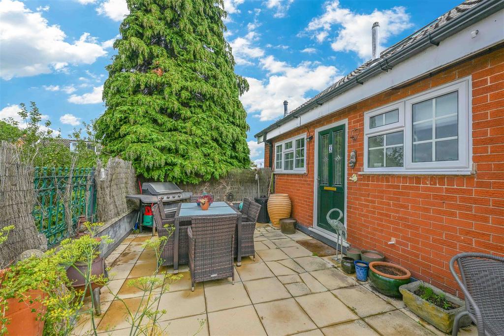 Rear Courtyard Garden