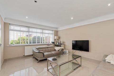 4 bedroom detached house for sale, Galston Avenue, Rainhill, L35
