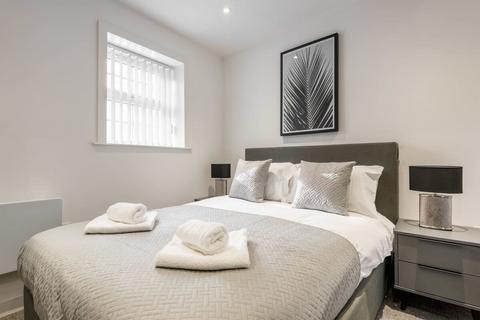 2 bedroom flat to rent, Lowgate, Hull, East Yorkshire, HU1