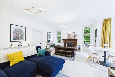 4 Gordon Hall Apartments Seafield Avenue, Grantown-on-spey, PH26 3JF