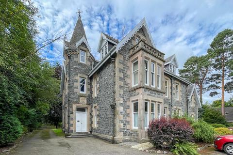 4 Gordon Hall Apartments Seafield Avenue, Grantown-on-spey, PH26 3JF
