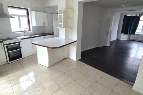 undefined, Summit Avenue, Kingsbury