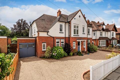 undefined, Heathside Road, Woking GU22