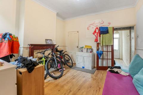 13 Terry Road, Coventry, CV1 2AW