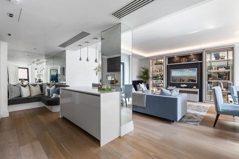 2 bedroom apartment to rent, Kensington Gardens Square, London, W2
