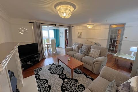 5 bedroom terraced house for sale, Beechwood Road, North Carbrain, Cumbernauld G67