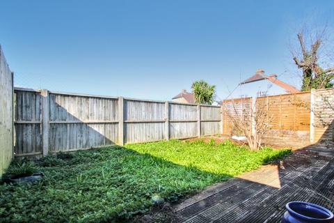 1 bedroom flat to rent, Lonsdale Close, Uxbridge, UB8