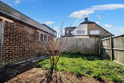 1 bedroom flat to rent, Lonsdale Close, Uxbridge, UB8