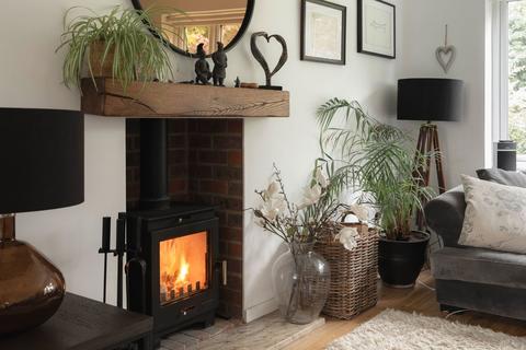 4 bedroom detached house for sale, Beech Walk, Tring, Hertfordshire HP23