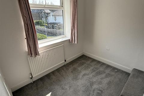 undefined, Doctor Lane, Mirfield WF14