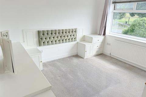 undefined, Doctor Lane, Mirfield WF14