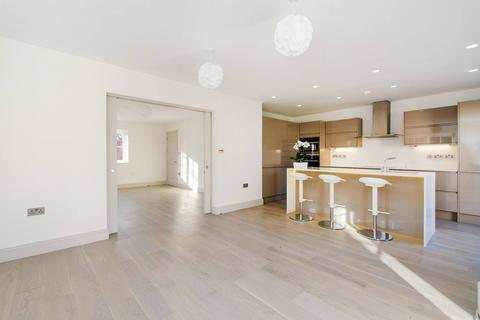 4 bedroom house for sale, Lambourne Place, Ickenham, Uxbridge, UB10