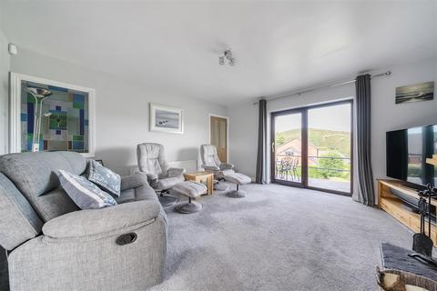 4 bedroom house for sale, Brithdir, Llanfyllin.