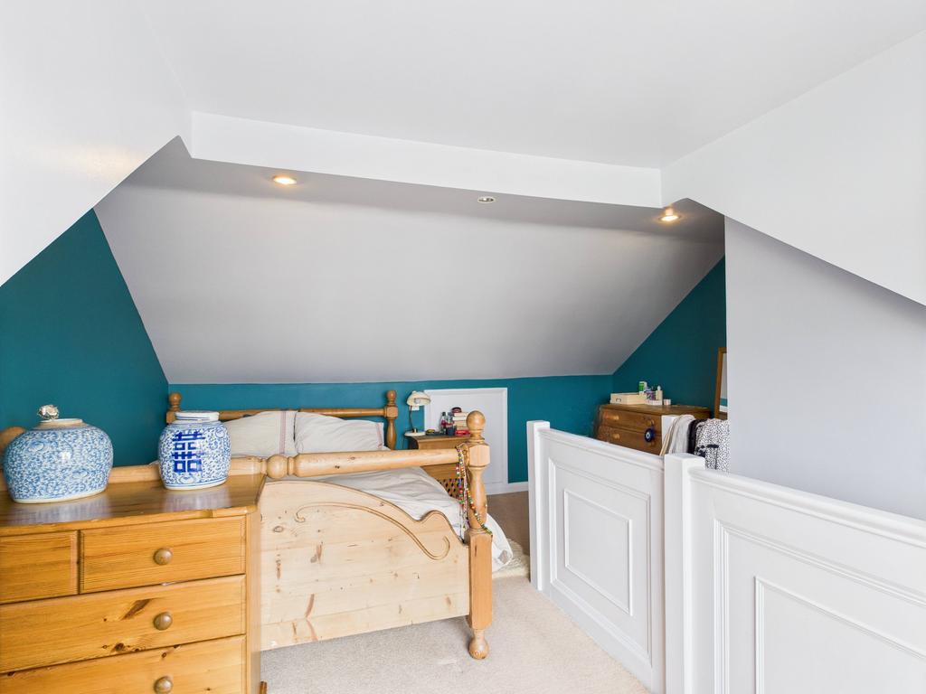 Cam01354 g0 pr0569 still014