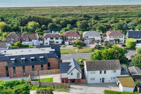 3 bedroom detached house for sale, Cliff Road, Hythe, CT21