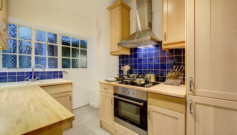 Apartment in London - More