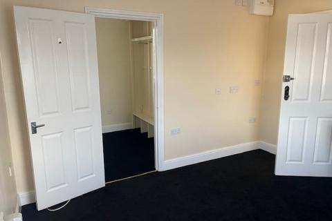 Flat 7, 4 Blunt Road, South Croydon, CR2 7PA
