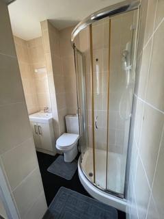 Flat 7, 4 Blunt Road, South Croydon, CR2 7PA