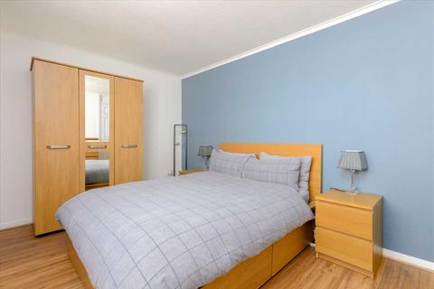 60 Forker Avenue, Rosyth, Dunfermline, KY11 2UF