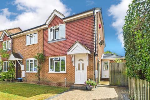 46 Cranesfield, Sherborne St John, Basingstoke, RG24 9LN