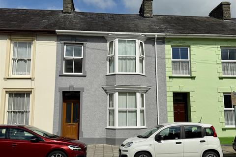 4 bedroom terraced house for sale, Bridge Street, Lampeter