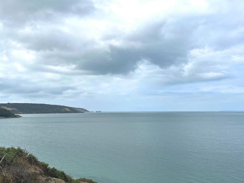 Stunning Views close by