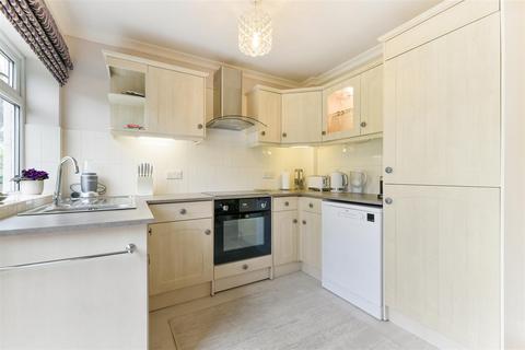 undefined, Oatlands Road, Burgh Heath, Tadworth