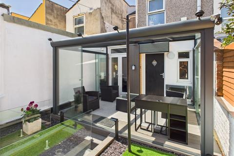 1 bedroom apartment for sale, Summer Street, Bristol BS3