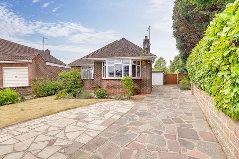 Hall Avenue, Worthing
