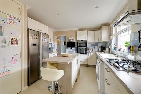 undefined, Hall Avenue, Worthing