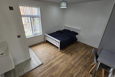 5 bedroom house share to rent, Room 2, Grovehall Drive, Leeds, LS11 7LN