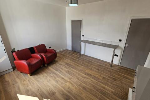 5 bedroom house share to rent, Room 4, Grovehall Drive, Leeds, LS11 7LN