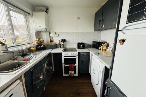 1 Burrows Close, Whitnash, Leamington Spa, CV31 2RG
