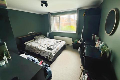 1 Burrows Close, Whitnash, Leamington Spa, CV31 2RG