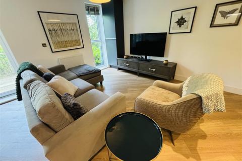 2 bedroom apartment for sale, Victoria Pointe