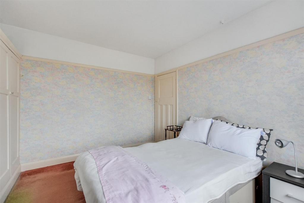 Bedroom 1 2.jpeg